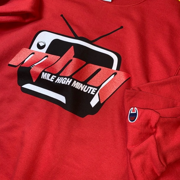 Champion Crewneck Sweater Pullover Adult Red - Picture 2 of 5